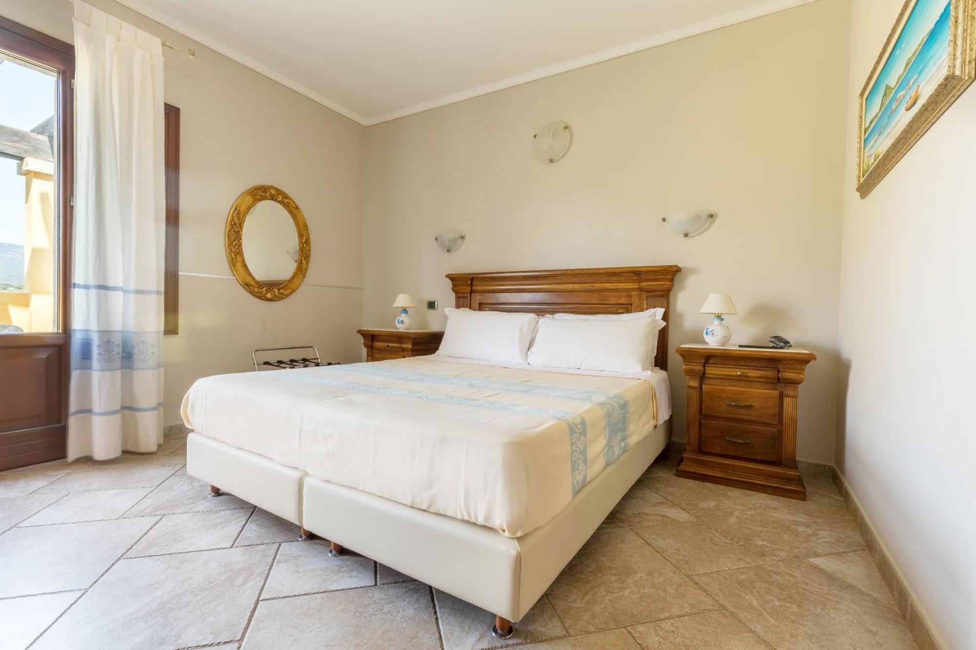Hotel Sa Suergia Villasimius Exteriér fotografie